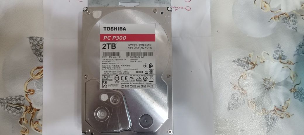 Жёсткий диск (характер диск)  Toshiba 2 тб  новый в паковки