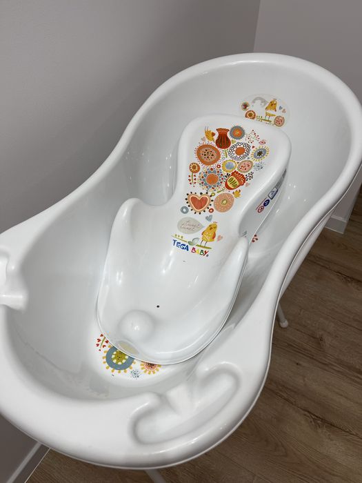 Cadă baie pentru bebeluși cu suport/ Tega Baby