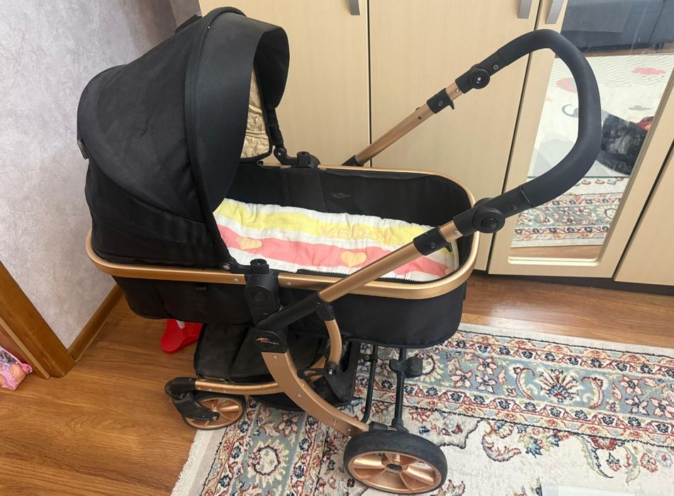 Продается коляска