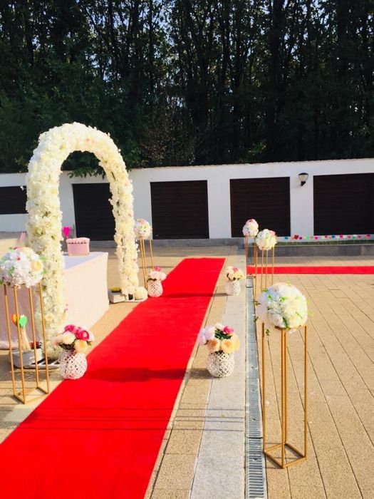 Panou floral sau cu baloane