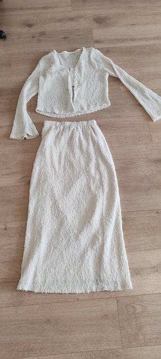 Продам женские 5000тг в отличном состоянии