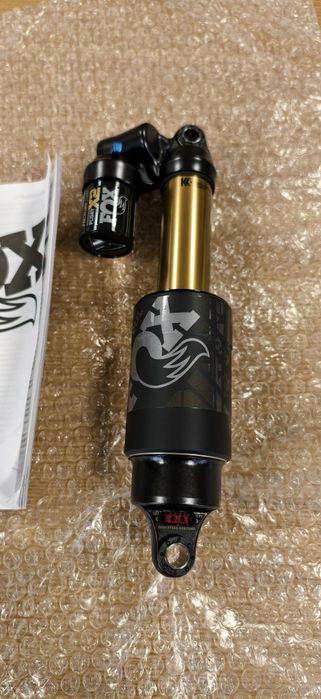 Заден амортисьор/Шок FOX Float X2 Factory 250x70mm Kashima 2024