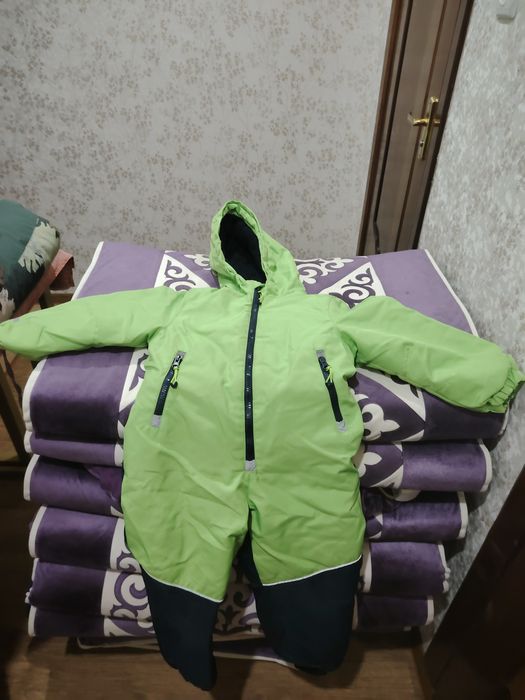 Зимний комбензон+шапка со снудом на мальчика рост 104