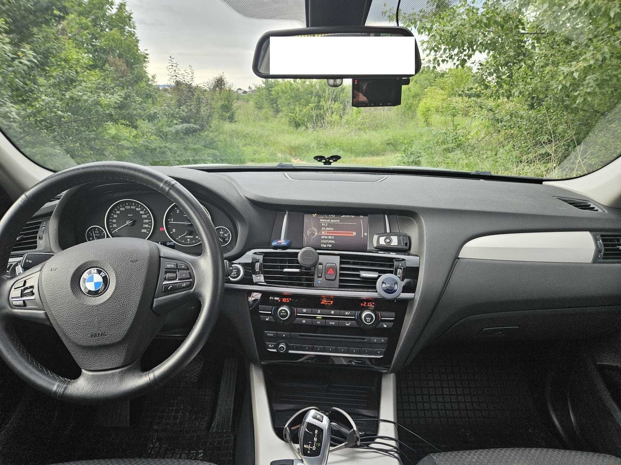 BMW X3 - xDrive - 2017 - panoramic