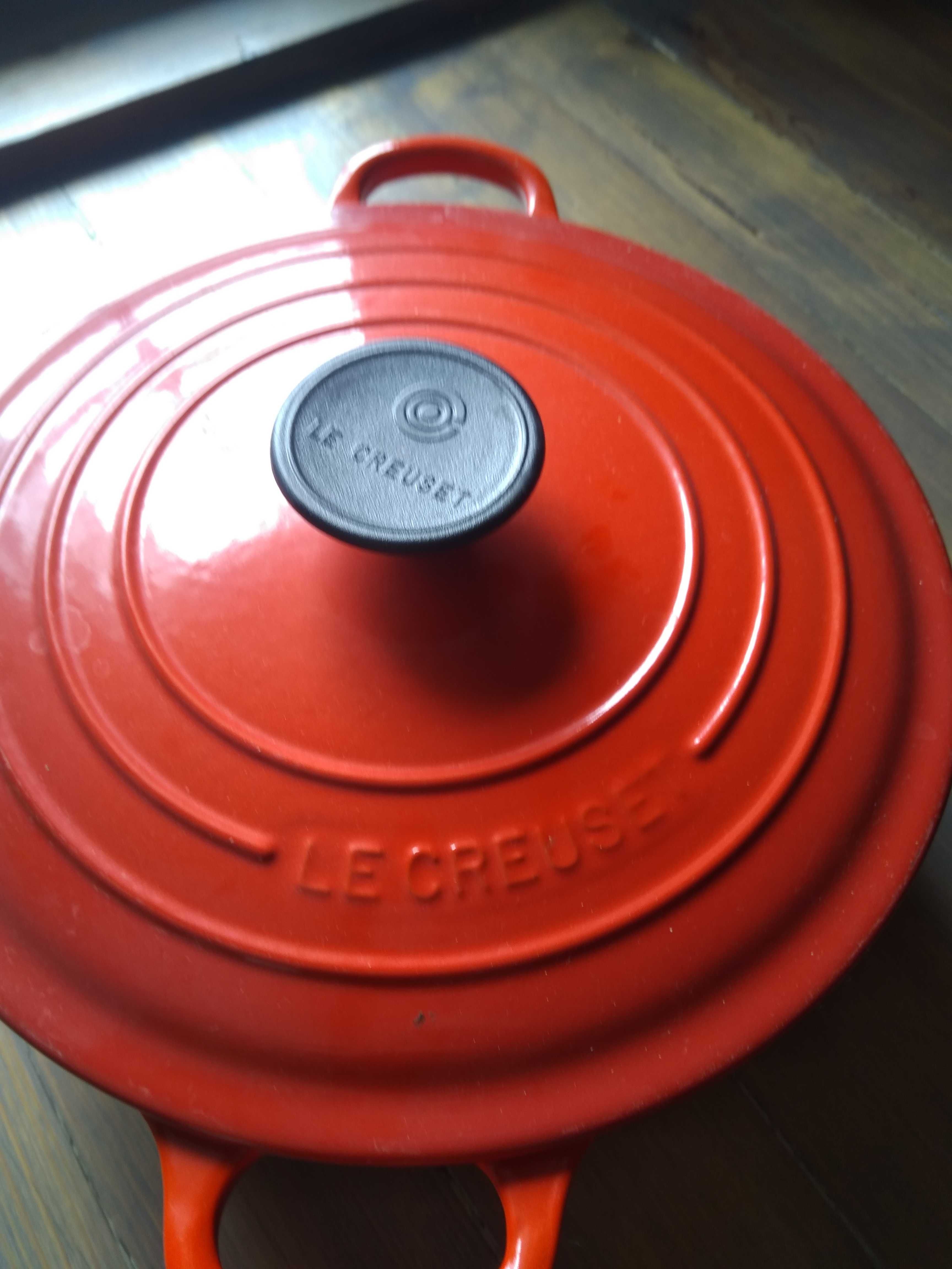 Нова чугунена тенджера  Le Creuset