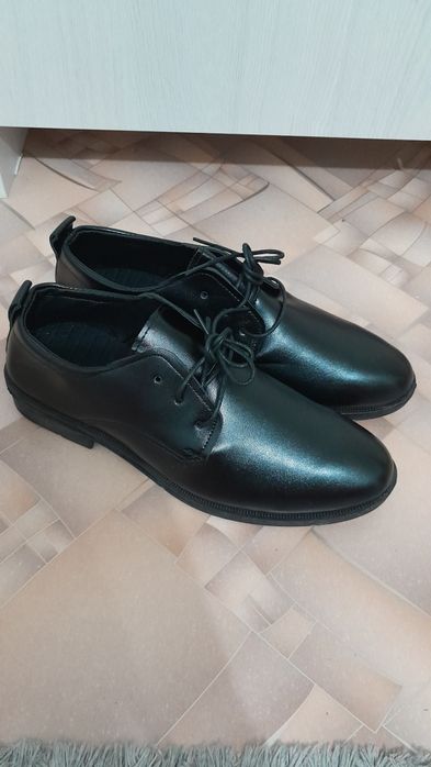 Продам обувь мужской туфли