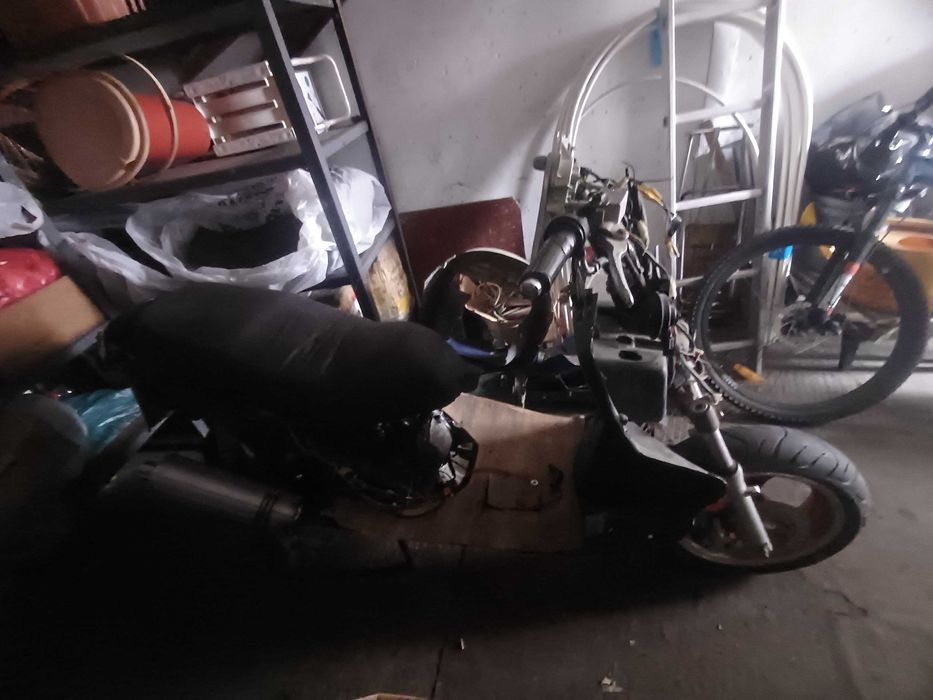 Продам мопед на ЗАПЧАСТИ