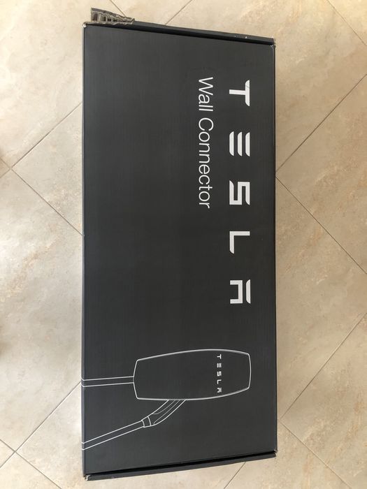 Tesla Wall Conector Gen2 22Kw Зарядна станция