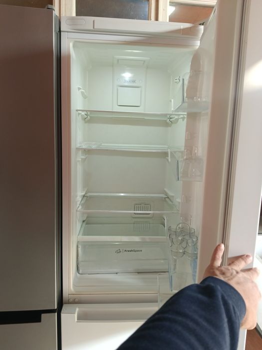 Халадилник ишлашга гап йук 3 та бор