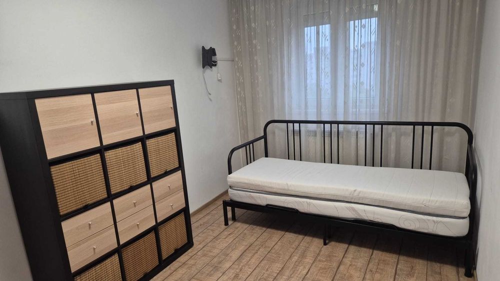 Vand apartament 3 camere, zona piata Salajan/metrou Nicolae Grigorescu
