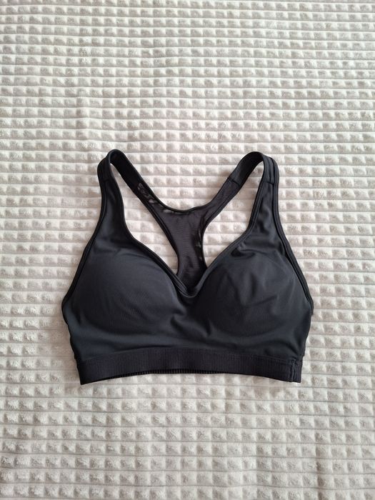 Черно спортно бюстие Reebok