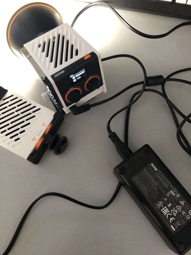 LED Zhiyun Molus G60 si Fiveray M40