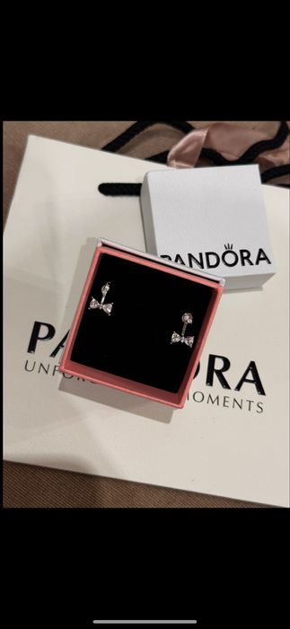 Пандора обеци Pandora