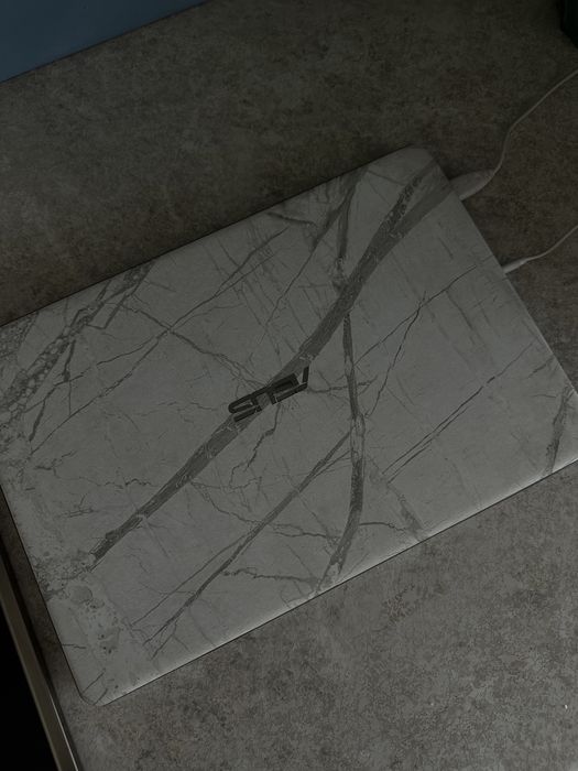 Ноутбук Asus E406M