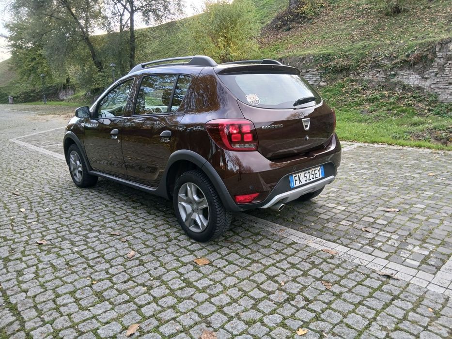 Dacia sandero Stepway An 2017 0.9 benzina si gaz