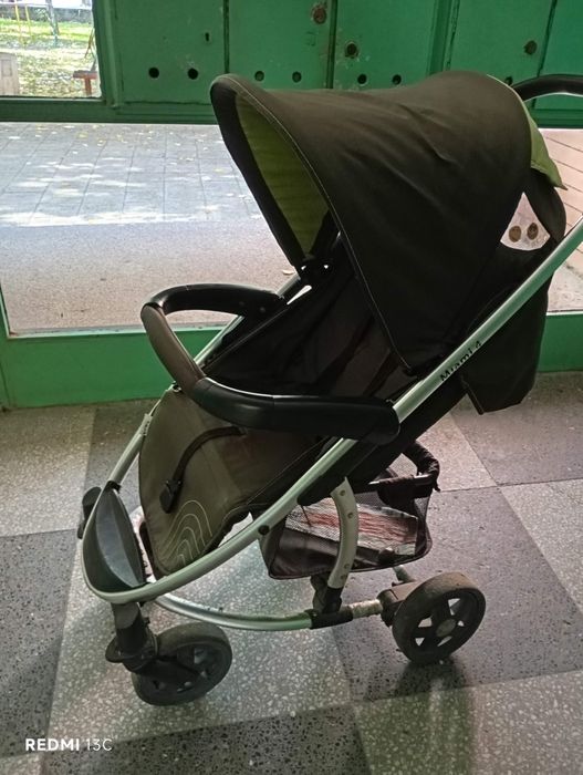 Детска количка с три коша.