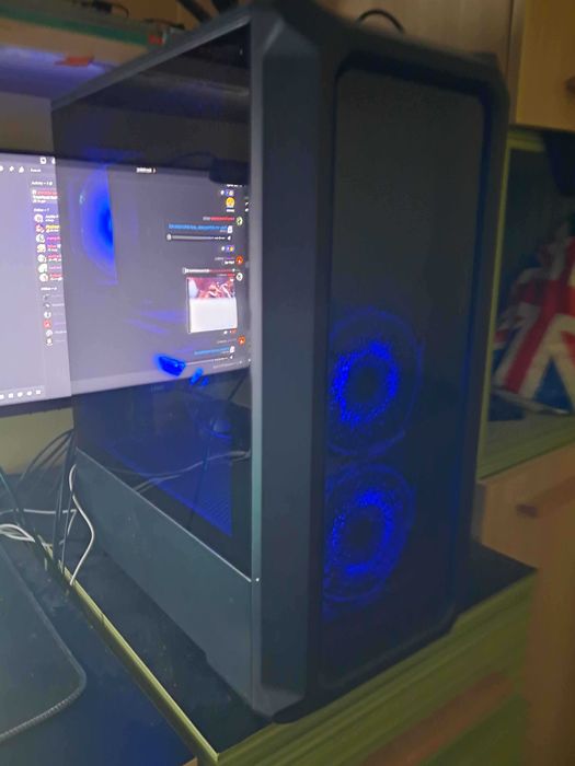 Гейминг компютър RX 6700 XT 12GB, AMD Ryzen 5 5600, 1TB SSD, 16GB RAM