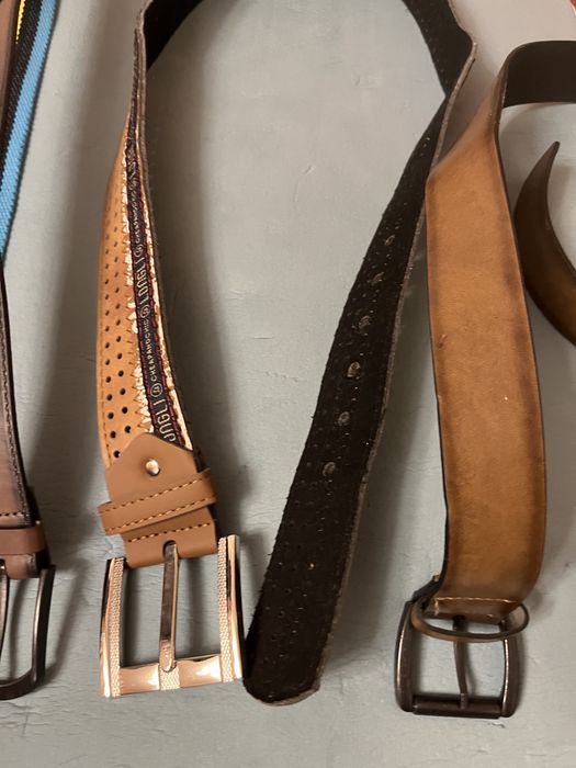 Лот от 11 броя колани