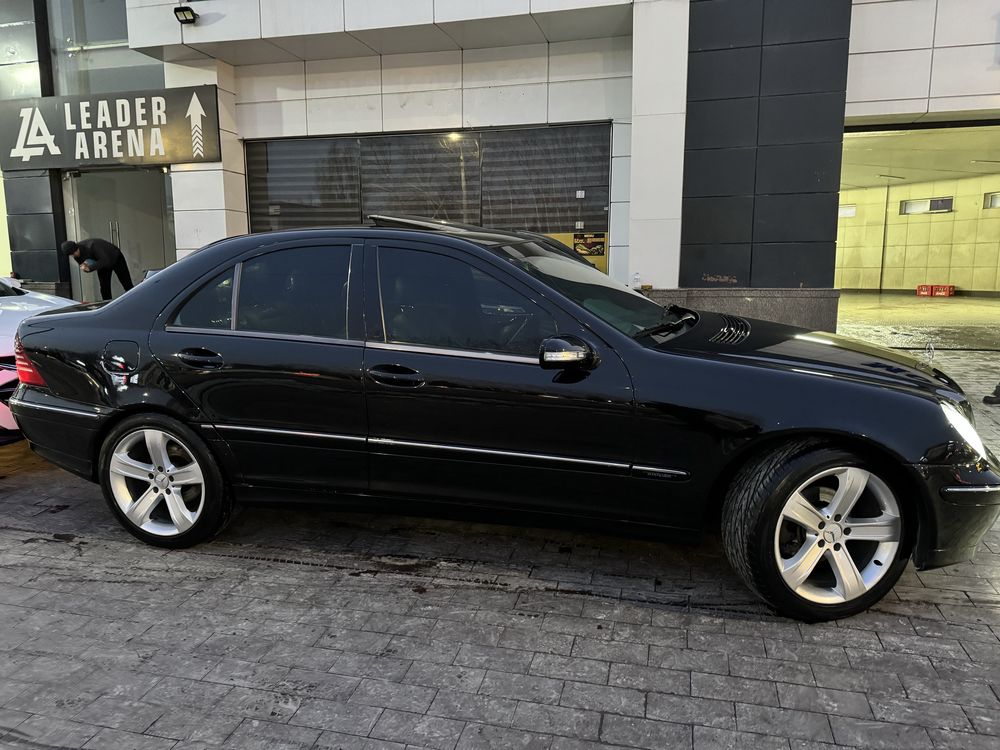 Mersades Benz W 203