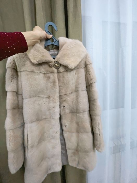 Продам норковую шубу