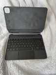Apple Magic Keyboard – Model A2261