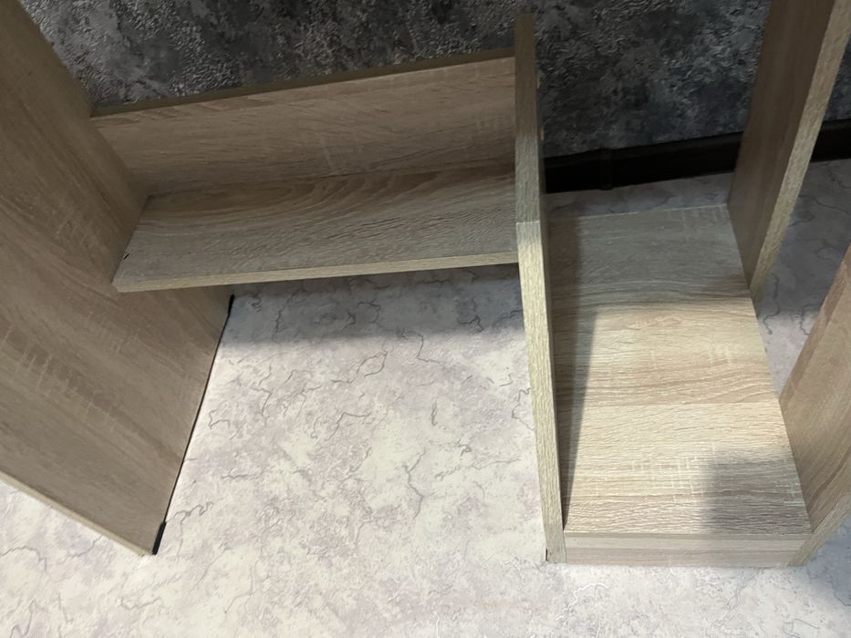 Продам стол компьютерный