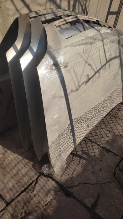 Капоты на rx 300,harrier