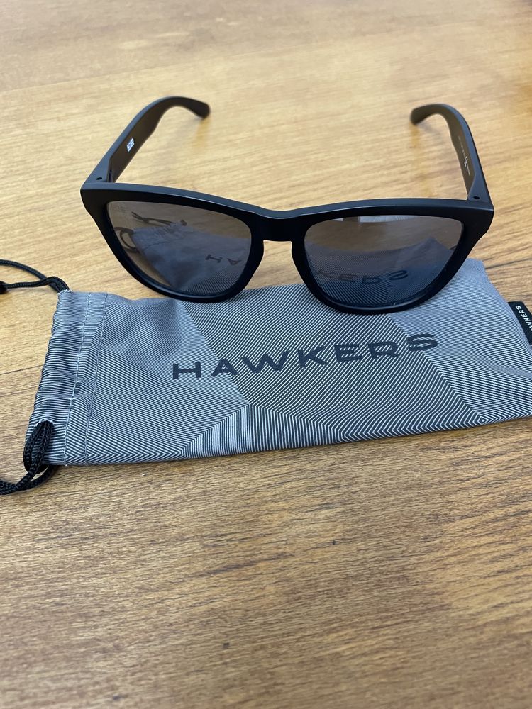 Ochelari de soare Hawkers