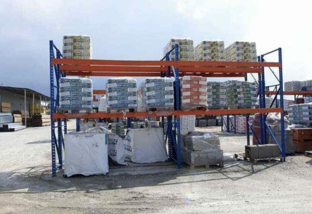 Rafturi metalice industriale