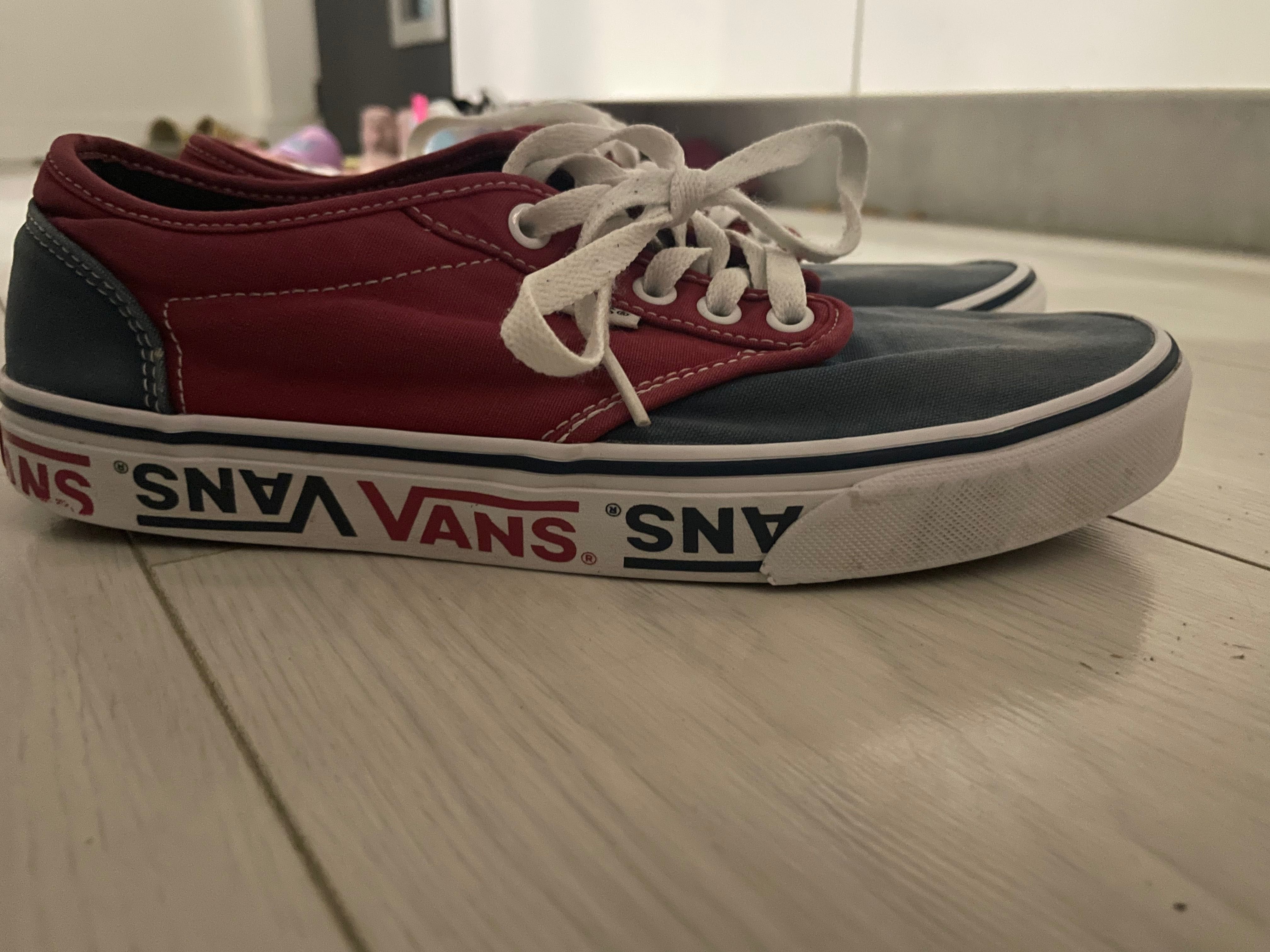 Vans Обувки 40 номер