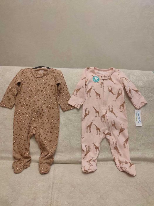Продам Комплект из 2-х комбинезонов от Carter's. Новые. Р. от 6 до 9 м