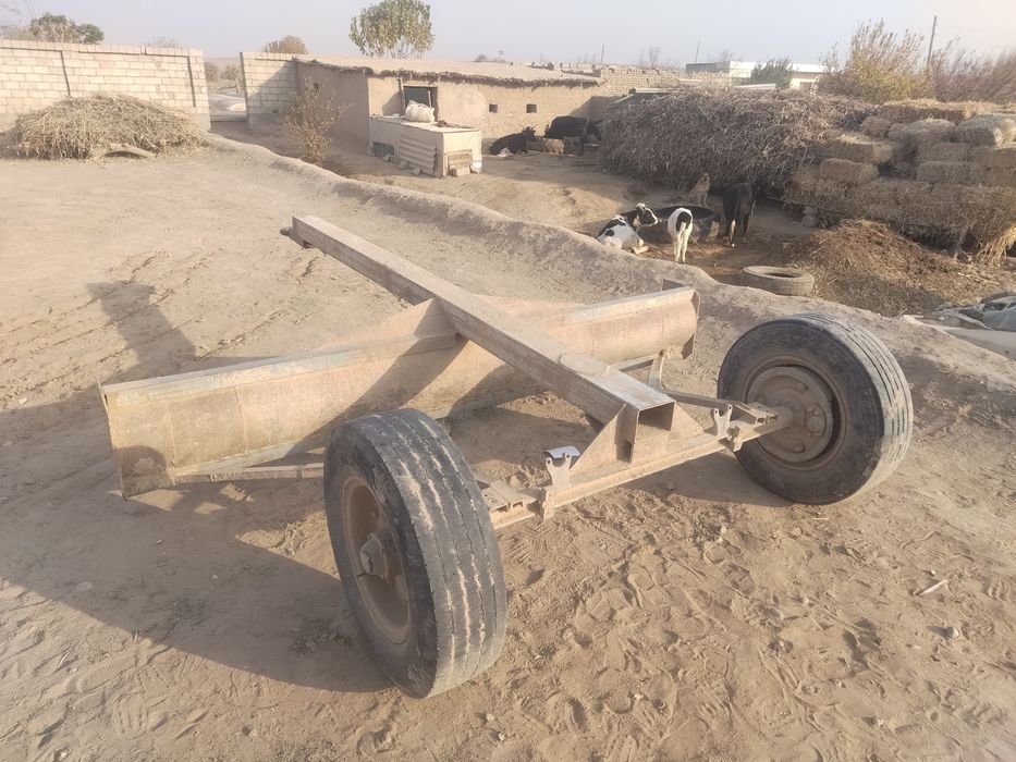 Dilnavoz sotiladi narxi 8.5 million. Dilnavoz eniga 2.90 metir.