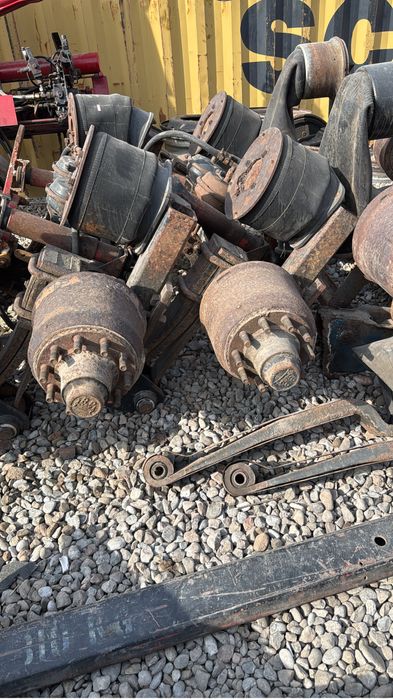 Ось на полуприцеп