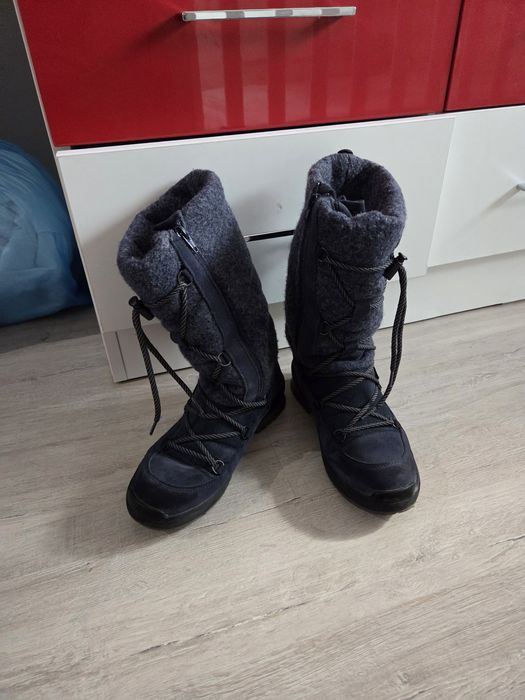 Зимни вълнени апрески 38-ми номер