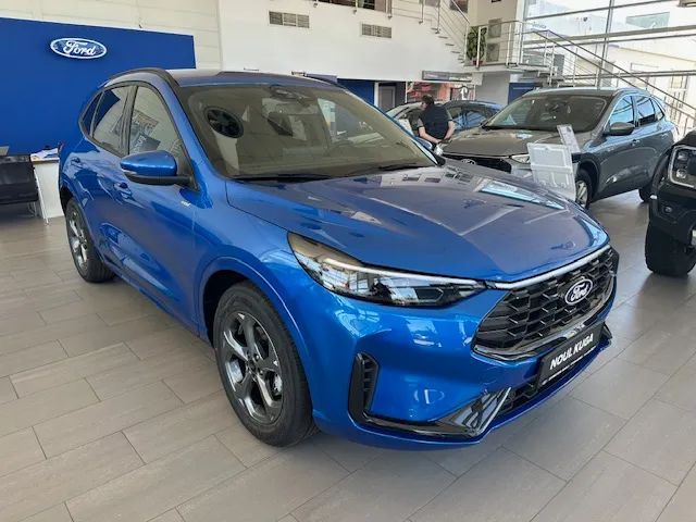 Ford Kuga Ford Kuga MCA 5 usi ST-Line 1.5l Dragon 186 CP A8