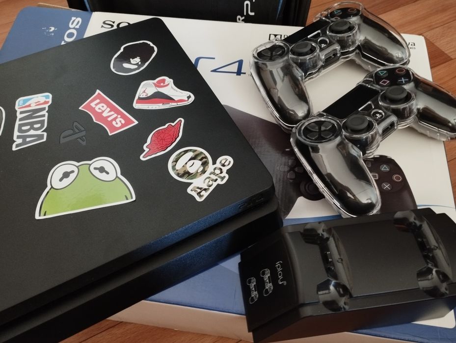 PS4, сатылады! 6 официально ойынымен