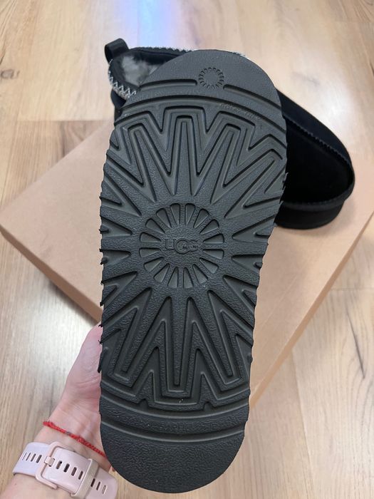 Зимни обувки UGG