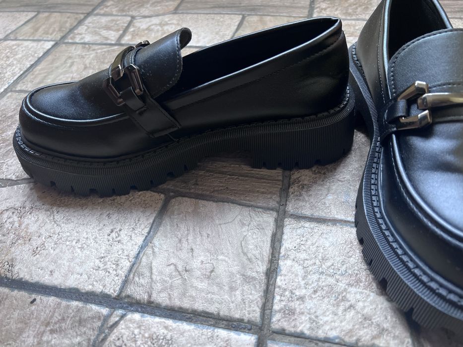 Лоуфъри, 41 номер