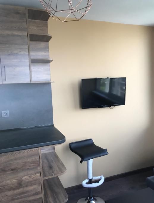 Дава се под наем Едностаен апартамент в Пловдив, Тракия - 30 кв.м за 229.5 € - Снимка #2