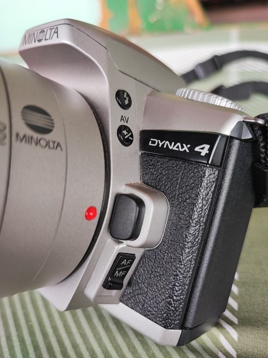 Aparat foto MINOLTA Dynax 4 - stare nouă!