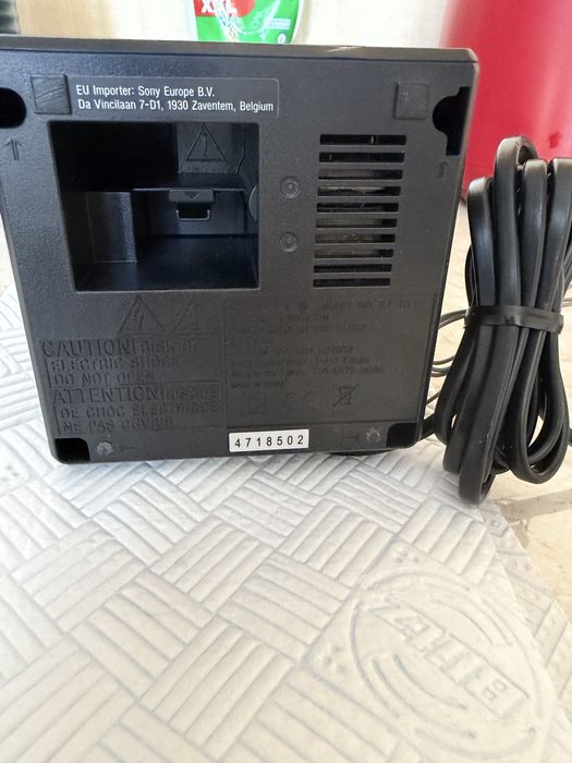 Ceas radio cu alarma Sony
