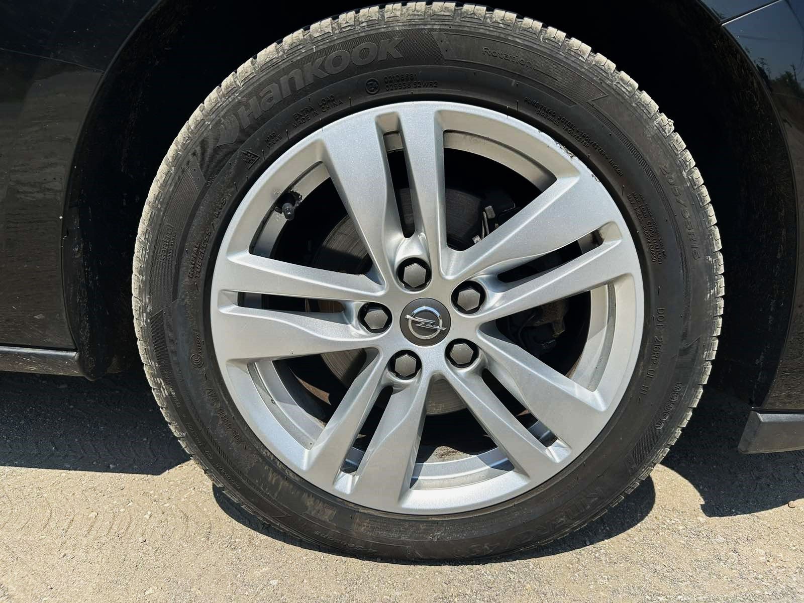 Продавам Opel Astra 1.4 turbo
