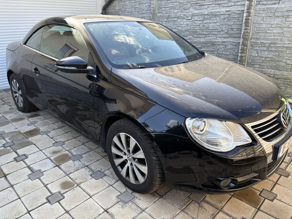 Volskwagen Eos.