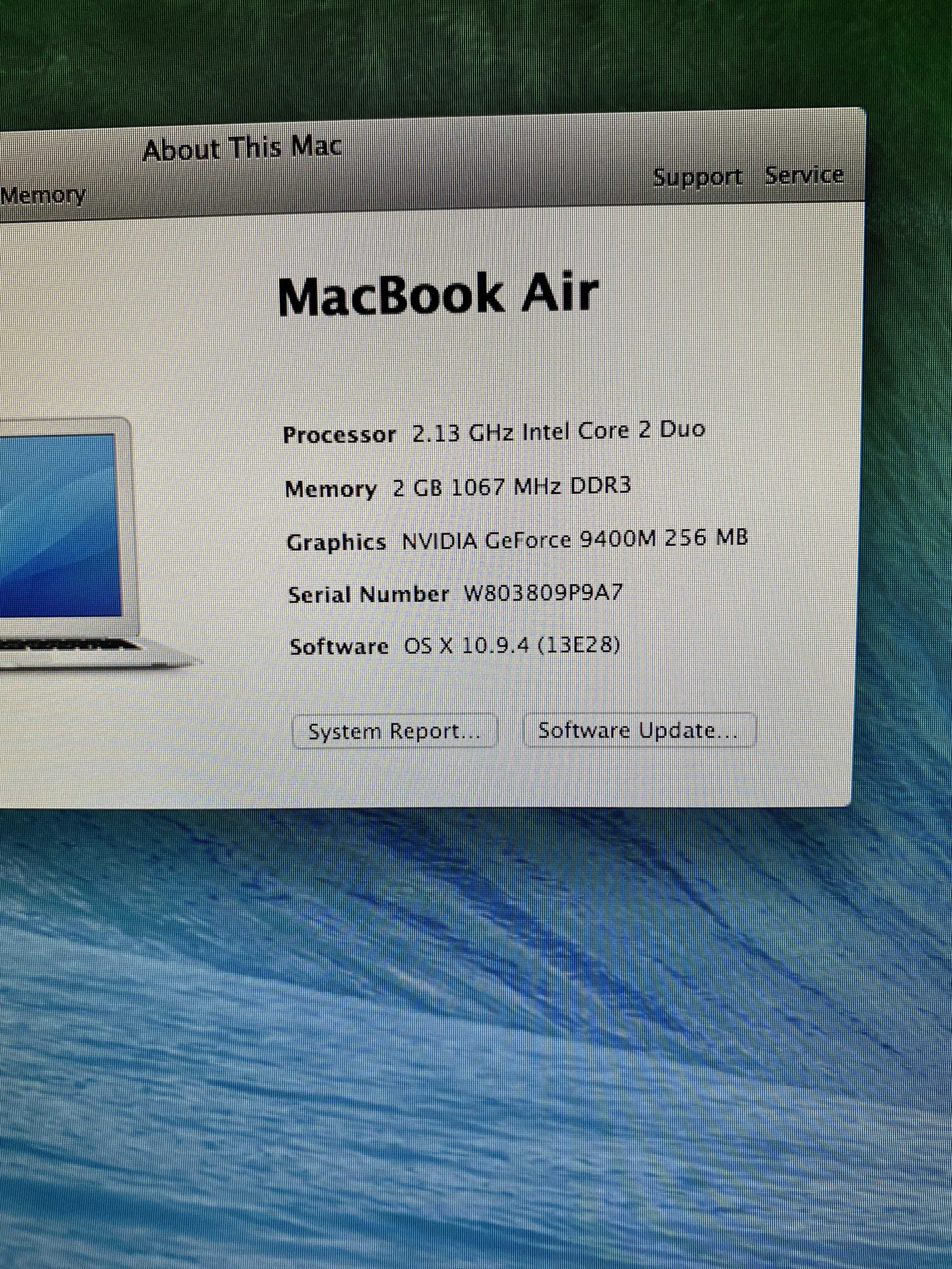 Macbook Air Core2Duo\2GB\128GB SSD\NVIDIA GF9400M\13,3". Дешево.