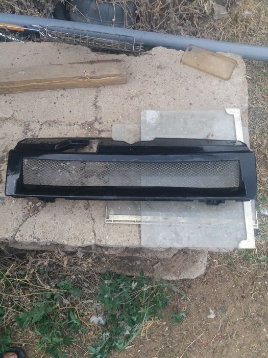 Продам решетку радиатора на ваз 10.11.12