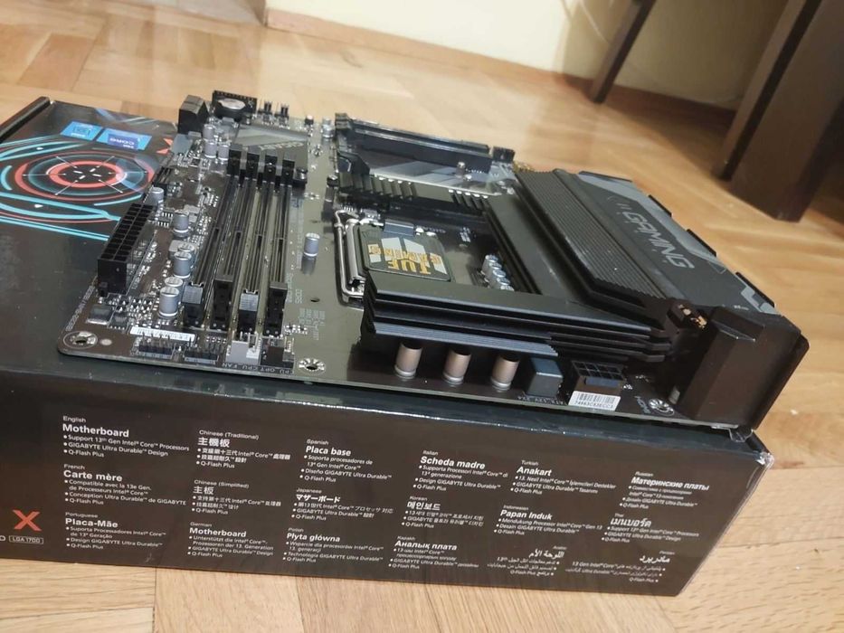 Intel Core i5 12600KF + Gigabyte B760 Gaming X DDR5