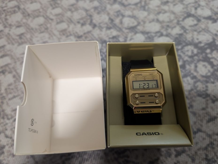 Casio A100WEFG-9AEF нов