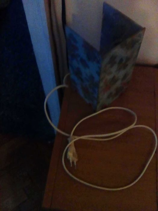 нощна лампа настолна стъклена на ток