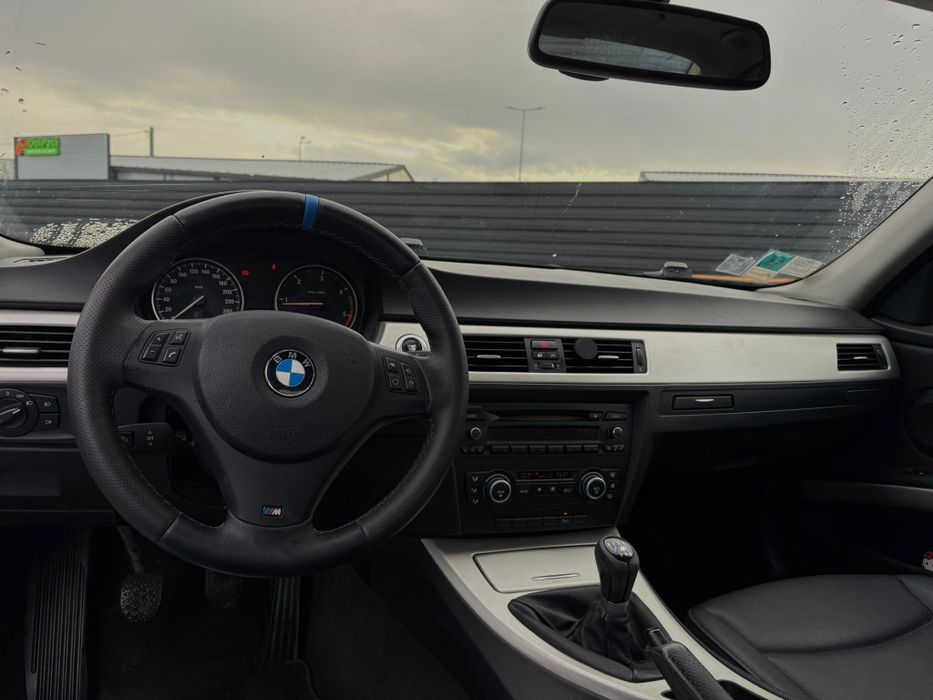 Vând sau schimb BMW e90