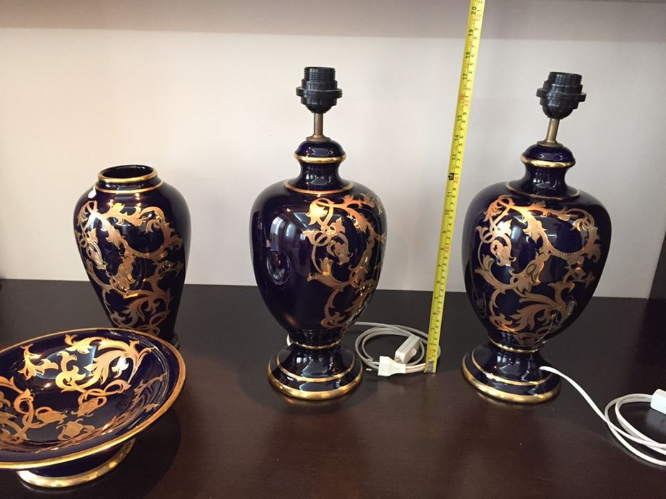 Set veioze,centru masa,vaza portelan fin cobalt cu foita de aur